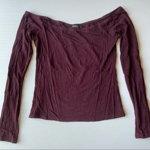 Off the shoulder long sleeve top